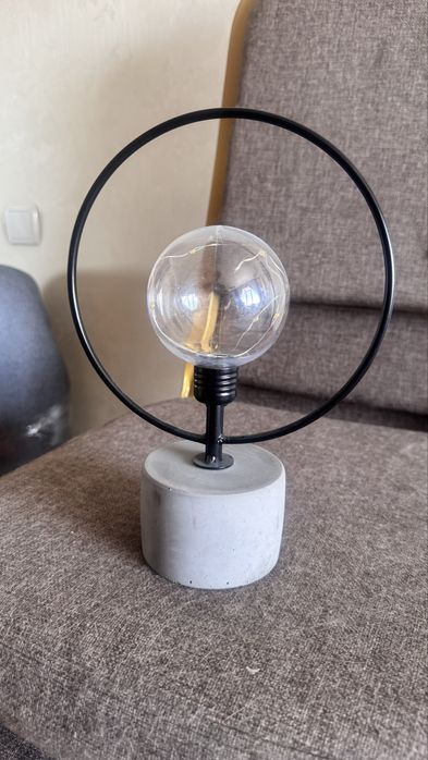 Светилник необычный