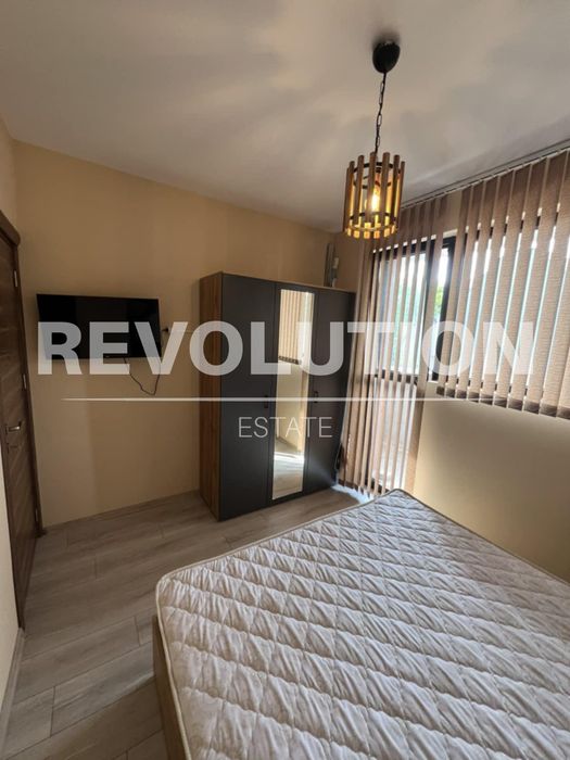 Дава се под наем Тристаен апартамент в Варна, Колхозен пазар - 80 кв.м за 650 € - Снимка #5