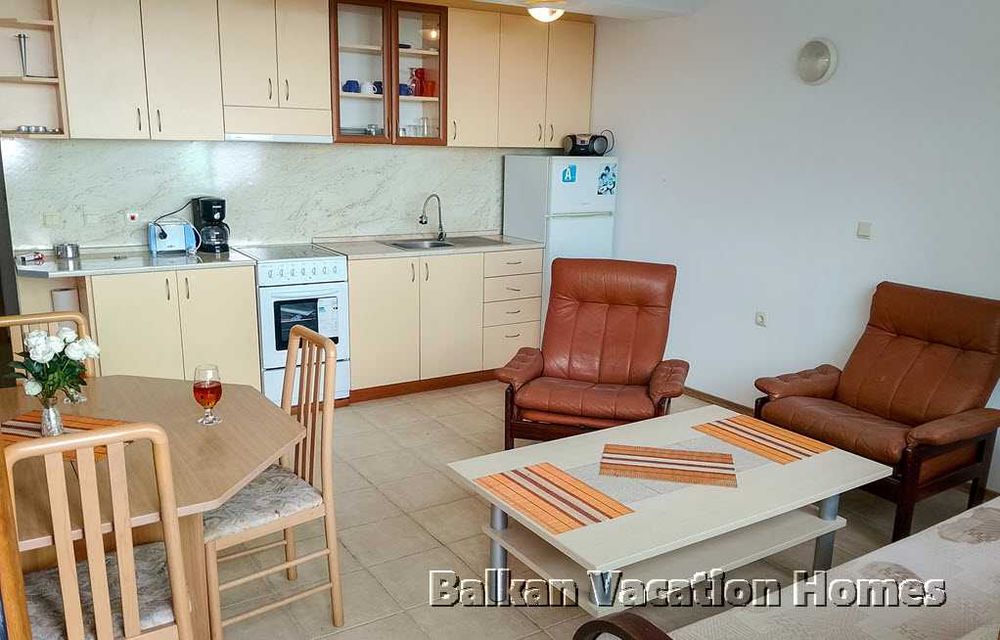 Продава се Двустаен апартамент в Балчик - 64 кв.м за 574 €/кв.м - Снимка #5