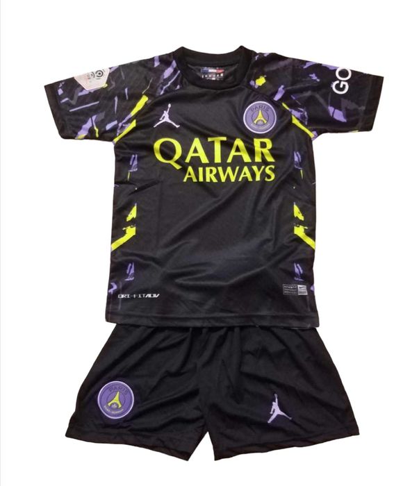 Нови детски футболни екипи Мбаппе