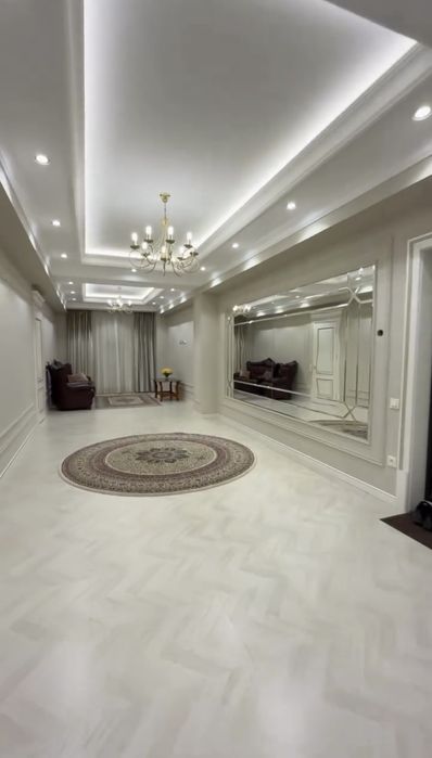 Ibn Sino Stroy mart yonida Dubleks 6 xona + 2 xoll 106 + 106 kv 1 etaj