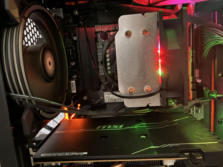 Продам материнскую плату