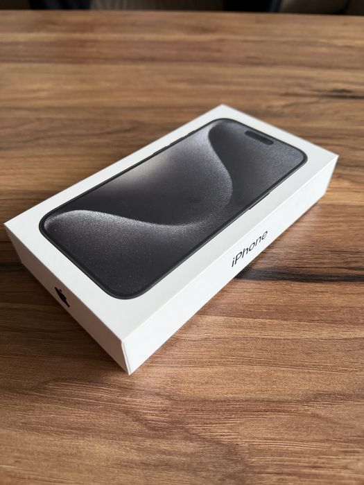 Продавам Iphone 15 pro - перфектно състояние