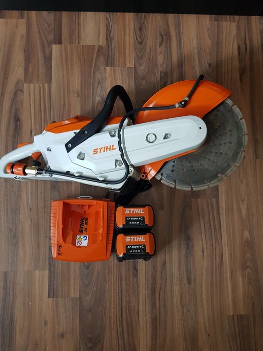 Drujbă de tăiat beton pe acumulator Stihl TSA 300