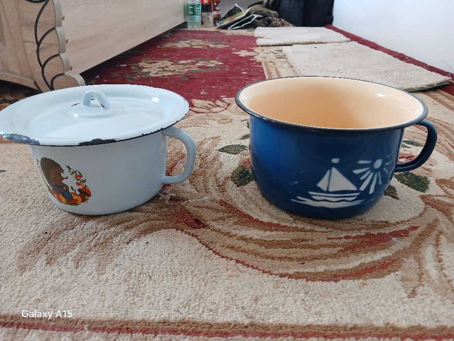 Эмалированный горшок