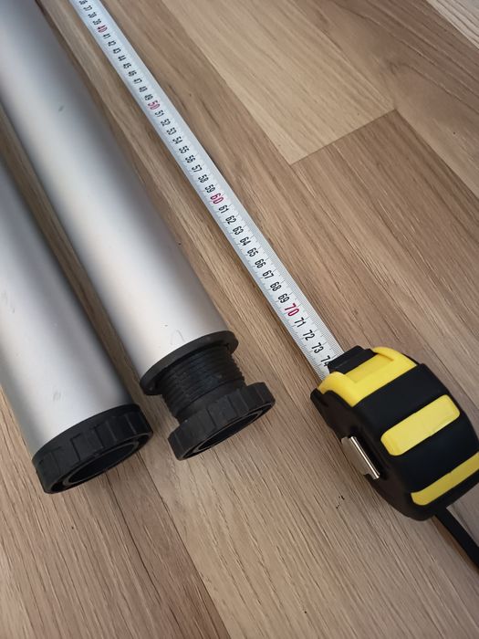 Регулиращи крачета за маса или бюро