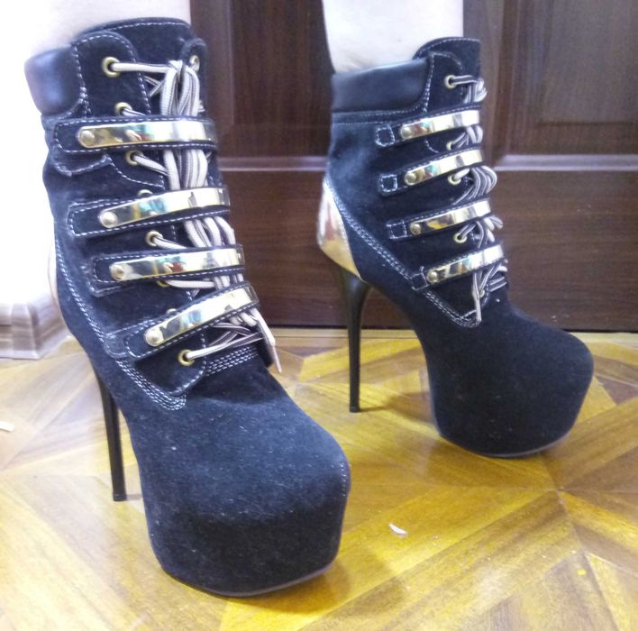 Ghete si cizme de dama