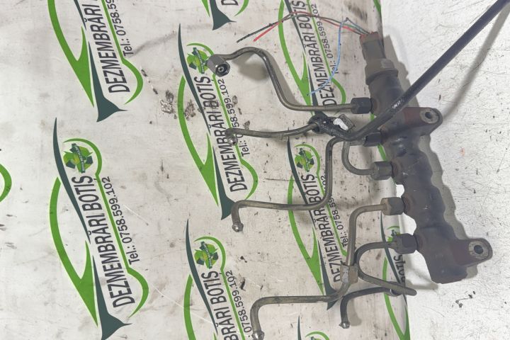 Rampa injectoare 9654592680 Peugeot 307 prima generatie (facelift)