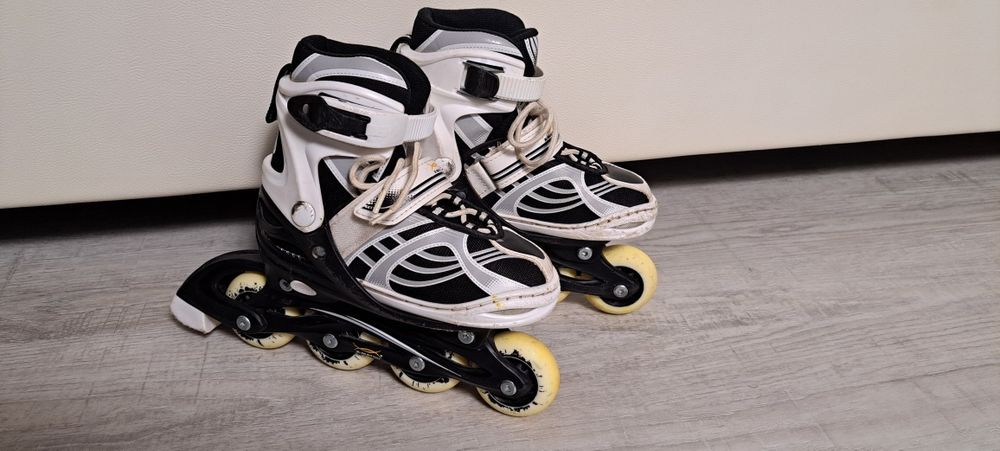 Продам роликовые коньки