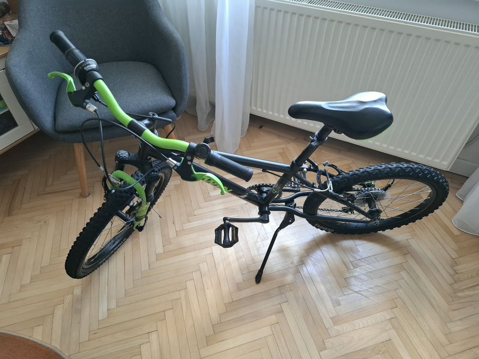 Vând Bicicletă B-Twin (Decathlon) - Roți 20"