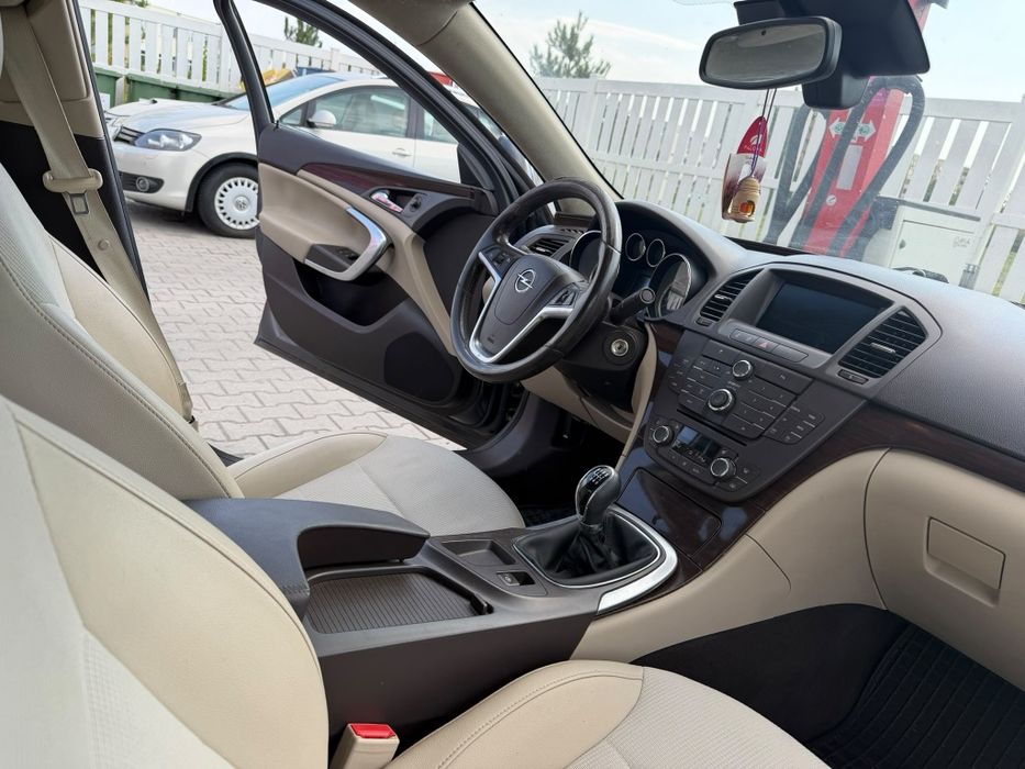 Opel insigna 2012 masină foarte rară