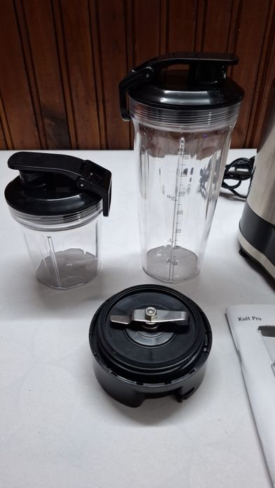 Блендер,шейкър,кафемелачка WMF Kult Pro,1200W,30000оборота,6 скорости