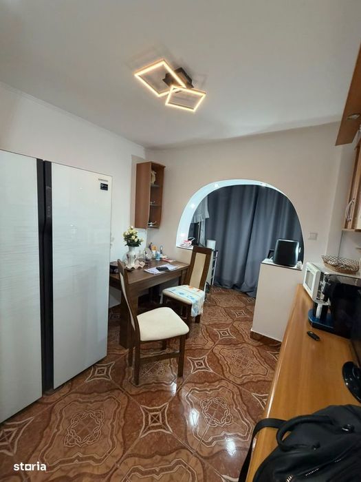 Apartament 3 camere decomandat-Zona Steaua-Shopping City-Mobilat
