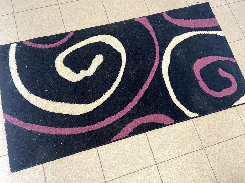 В София. Килими от различни видове