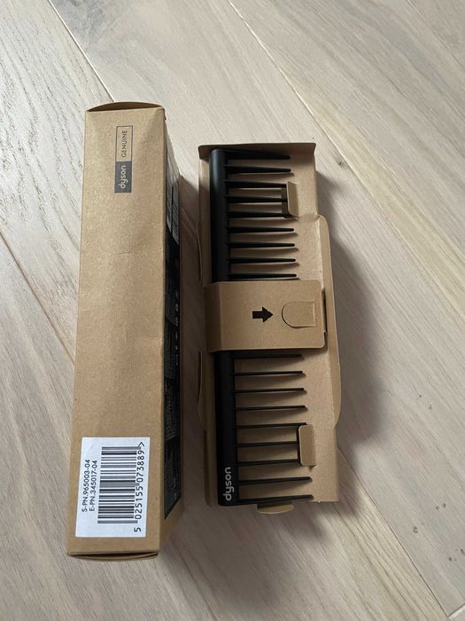 piepten Dyson pentru coafare