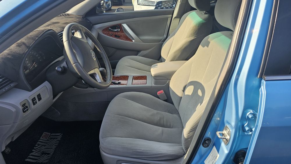 Тауота Камри 40 та  213.000 прабег