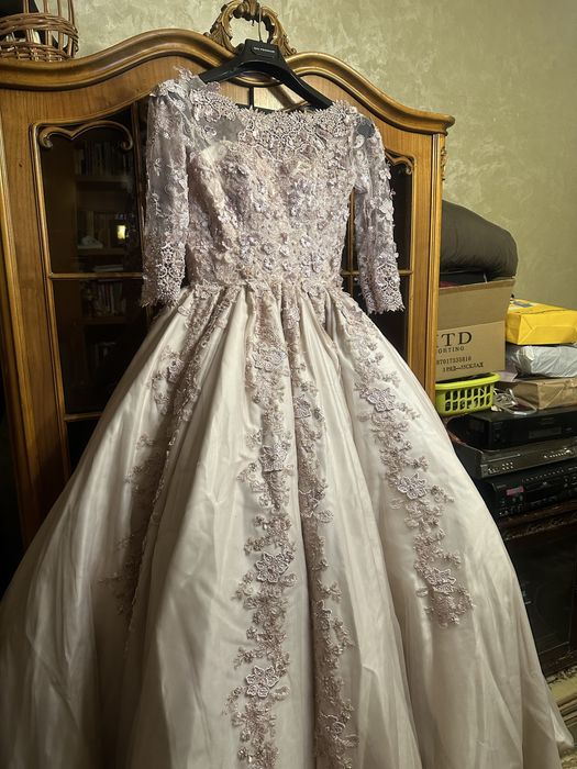 Платье на узату