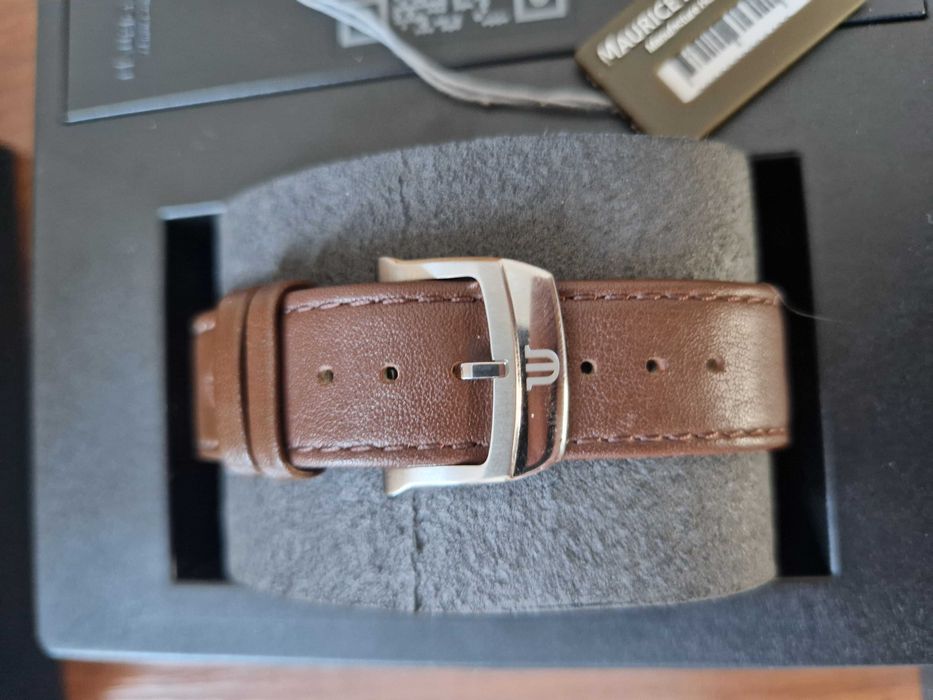 Часы Maurice Lacroix