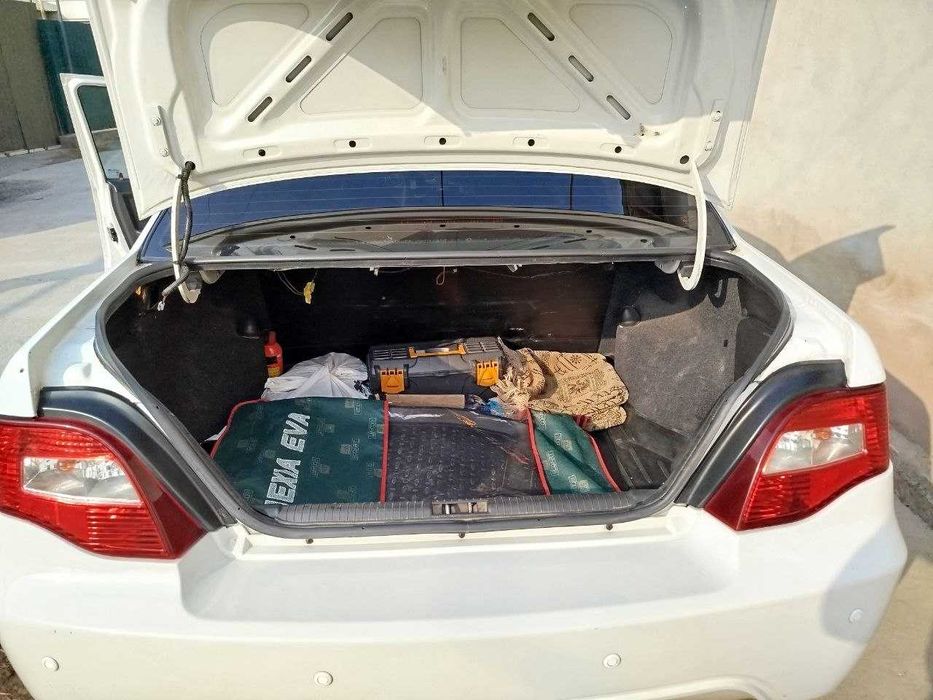 Продаю nexia 2 1,6