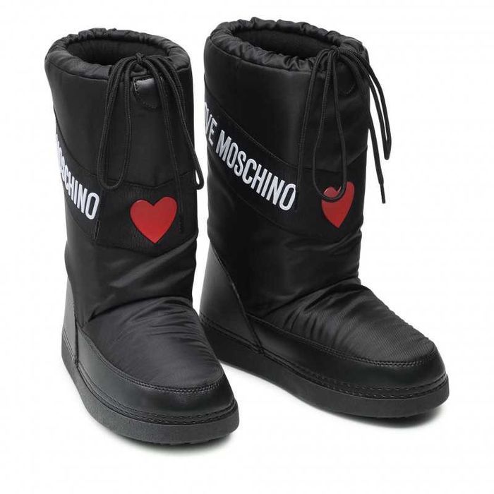 LOVE MOSCHINO № 37/38 & 39/40 – Дамски апрески с лого "PEACE & LOVE"