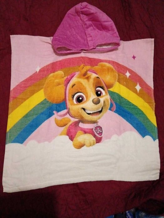 Пончо Скай на PAW PATROL.Големи плажни хавлии Дини,Наса.Чанта-постелка