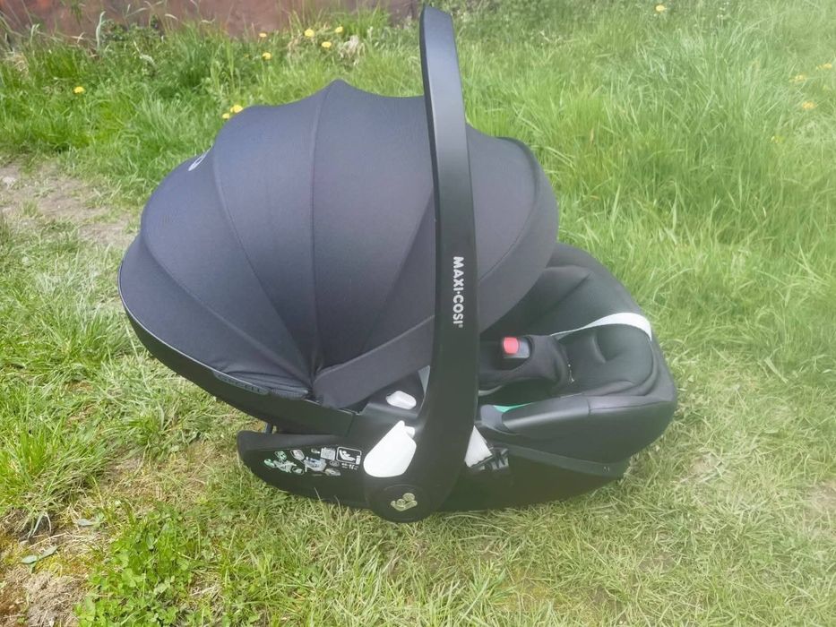 Maxi Cosi 360 fără isofix