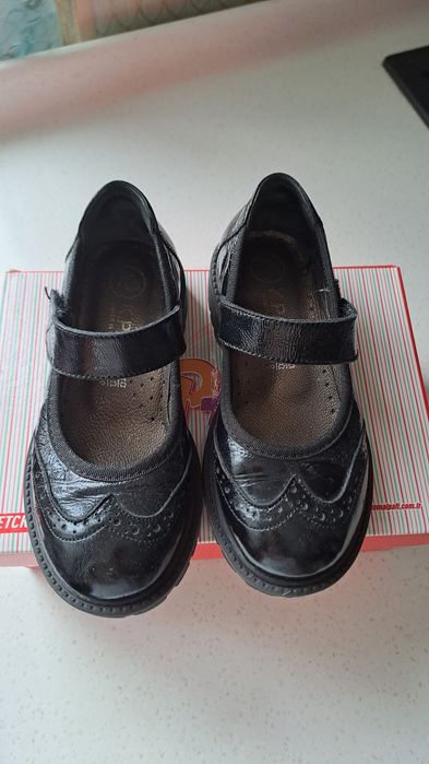 Продам кожанные туфли