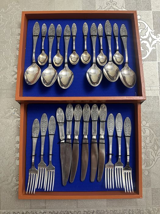 Набор вилок и ложек винтаж