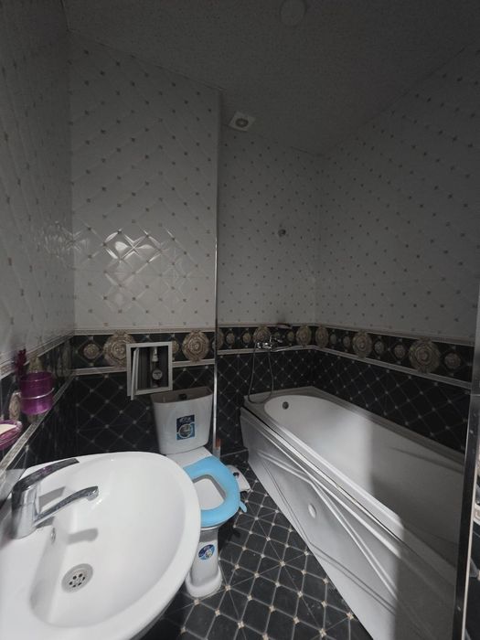 Gorgazda 1-xonali sotiladi. Srochno...