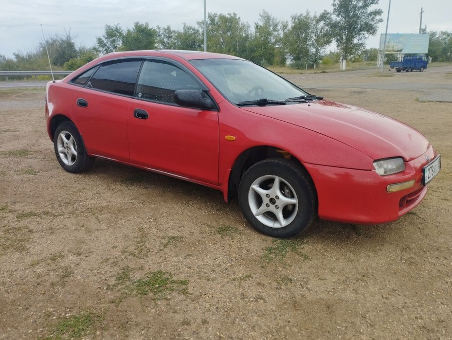 Продам Мазду 323 ва