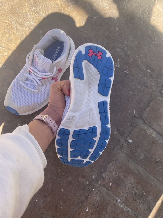 Маратонки Under Armour Charged Rogue 3