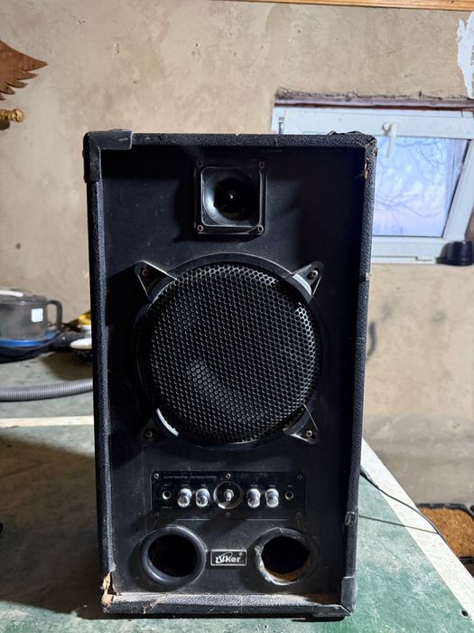 Продам колонку с микрафоном