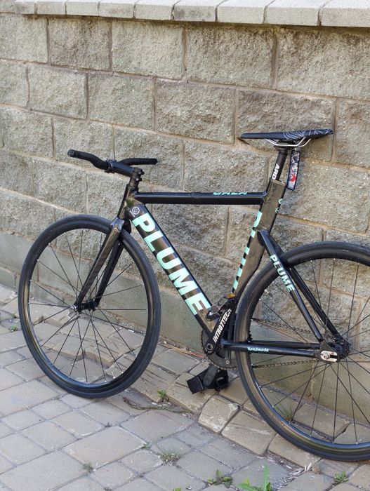 Plume Fixed Gear