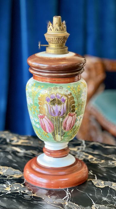 Lampă veche Opalină *** vintage / antic / vechi / retro ***