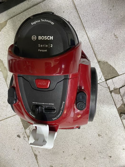 Пылесос bocsh срочноо!