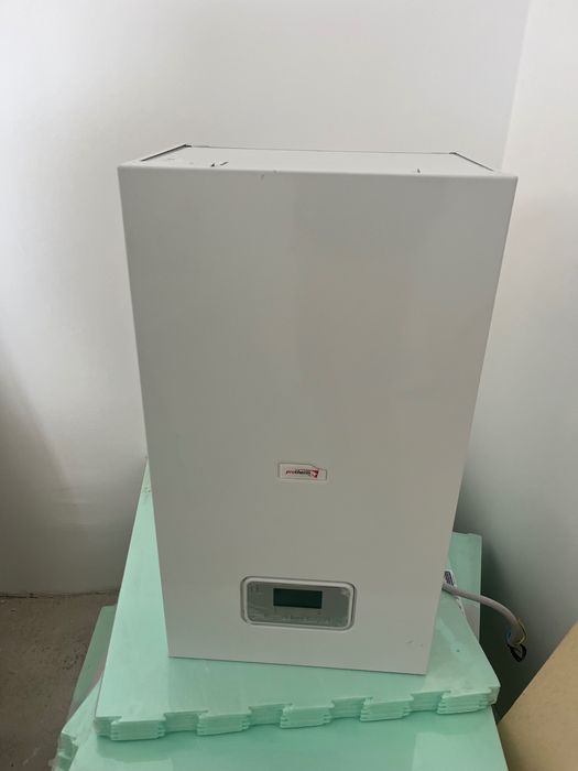 Vând Centrală electrică nouă “ protherm “ 9 Kw+BOILER ELECTRIC NOU 120