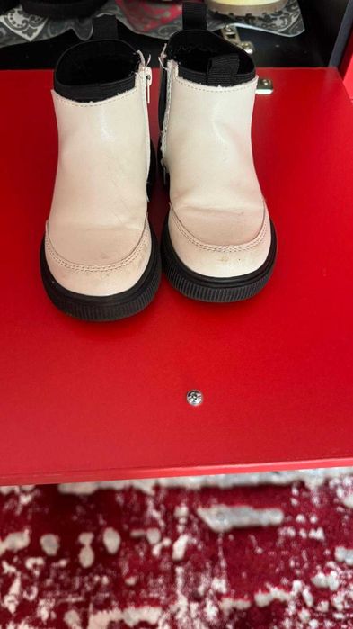 Vand botine fata Zara