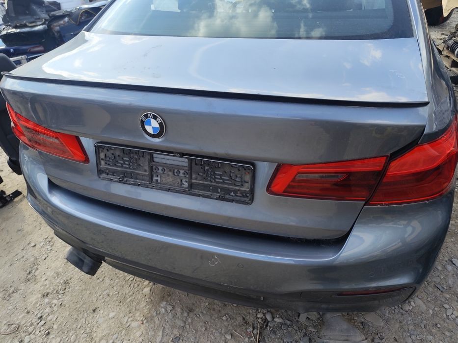 Elemente spate BMW G30 seria5 Bara M, stop capota spate evacuare dubla