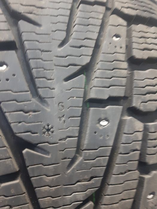 Продам покрышки 18