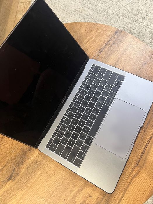 MacBook Pro 13.3