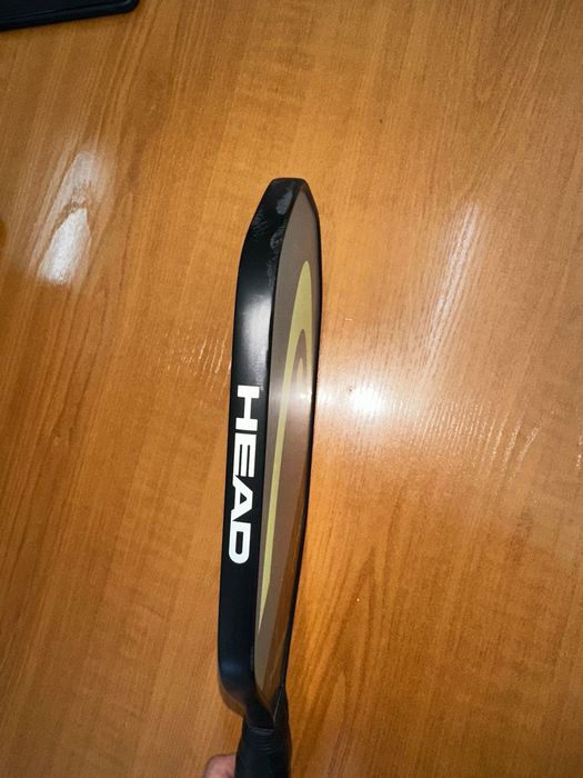 Продавам ракета за пикълбол