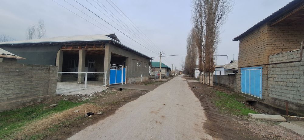 Yangi Toshkent yer sotiladi 5 sotik suv gaz svet wf xammasi bor