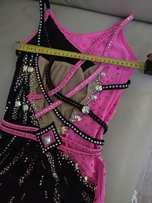 Трико художествена гимнастика