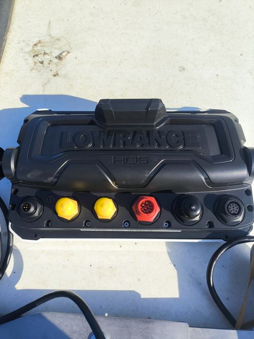 Эхолот lowrance hds live 9