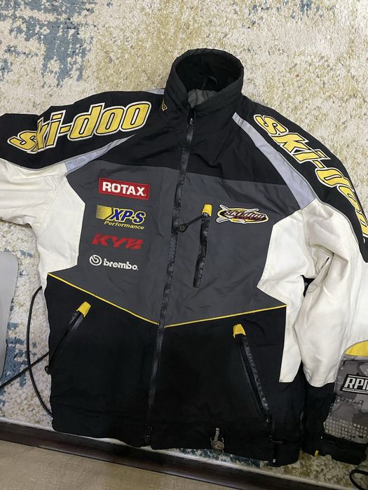Продам куртку снегоходную SKI-DOO