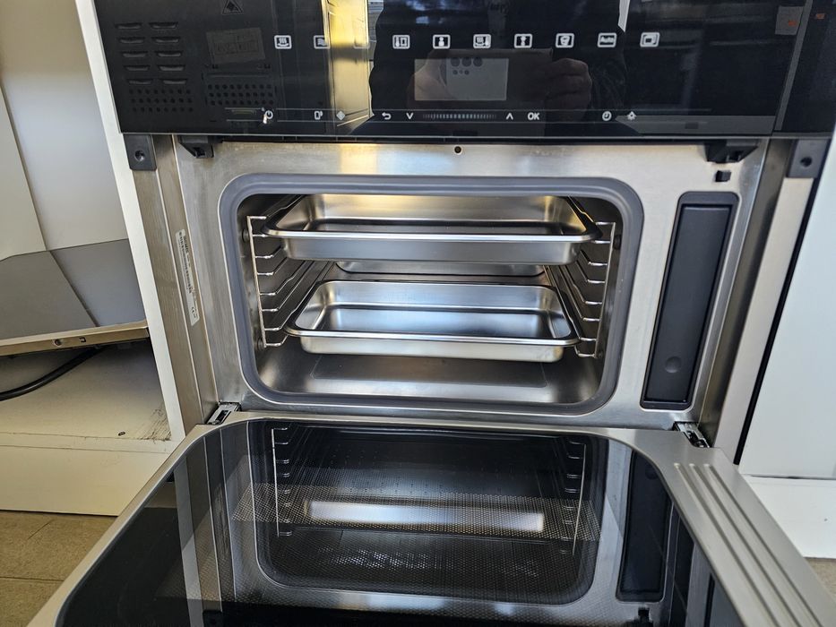 Парна фурна с микровълнова функция Miele DGM 7440