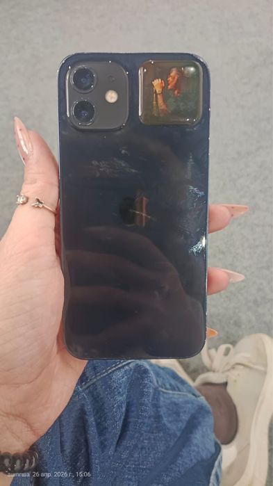 СРОЧНО ПРОДАМ iPhone 12 на 128 ГБ