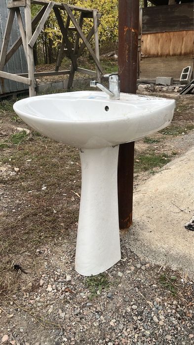 Керамическая раковина