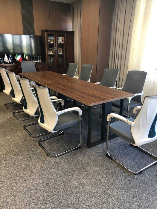 Переговорный стол.Сухбат столы.Стол для переговоров