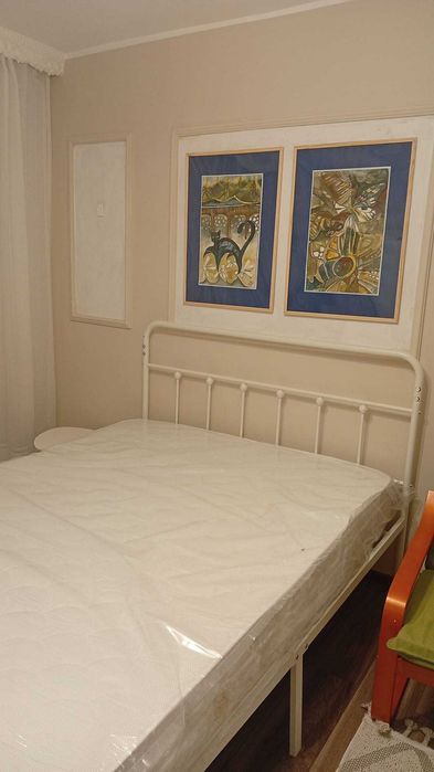 Inchiriez garsoniera.Proprietar